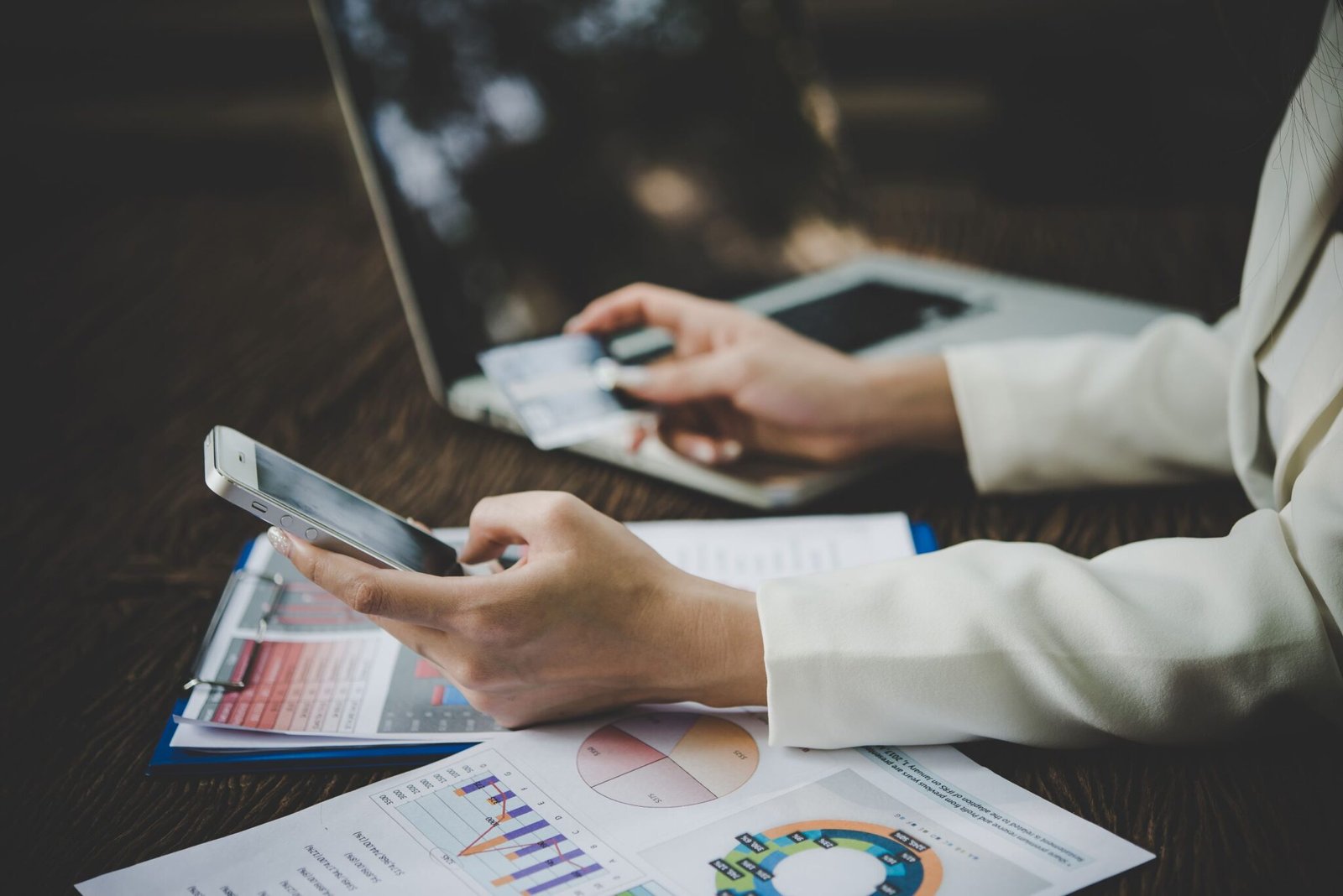 <a href=_https_/www.freepik.com/free-photo/payment-customer-commerce-lifestyle-laptop_1145812.html#fromView=search&page=1&position=0&uuid=be2e93c6-bb4a-4d71-b494-6a05134f1c9b&query=Pre-Advice+SWIFT+Messages%3A+How+Early+Notifications+Streamline+Trade+Finance%E2%80%8B">Image by freepik</a>