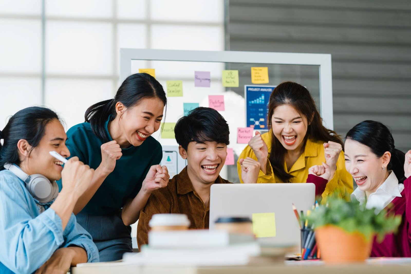 <a href="https://www.freepik.com/free-photo/group-asia-young-creative-people-smart-casual-wear-discussing-business-celebrate-giving-five-after-dealing-feeling-happy-signing-contract-agreement-office-coworker-teamwork-concept_10073860.htm#fromView=search&page=1&position=21&uuid=2bf30c69-c6b8-42c9-bfce-e000a440f1f5&query=asian+office">Image by tirachardz on Freepik</a>